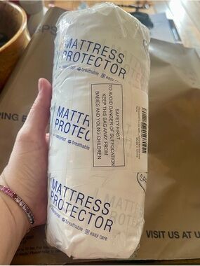 Full Size Mattress Protector - White Waterproof Breathable